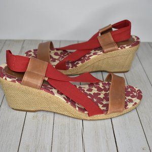 St. John's Bay Women's Size 10M Red Strappy Wedges